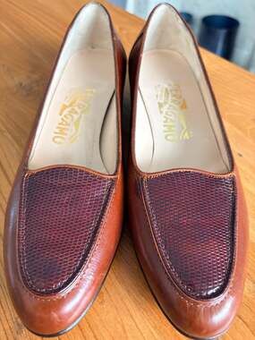 Salvatore Ferragamo Vintage Brown Leather and Lizard Skin Inset Pumps
